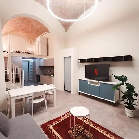 Apartment Center-town Elegant Loft Parma
