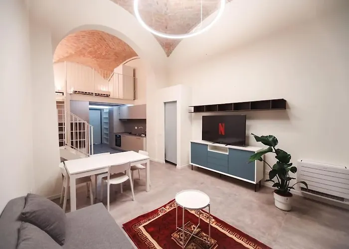 Apartment Center-town Elegant Loft Parma